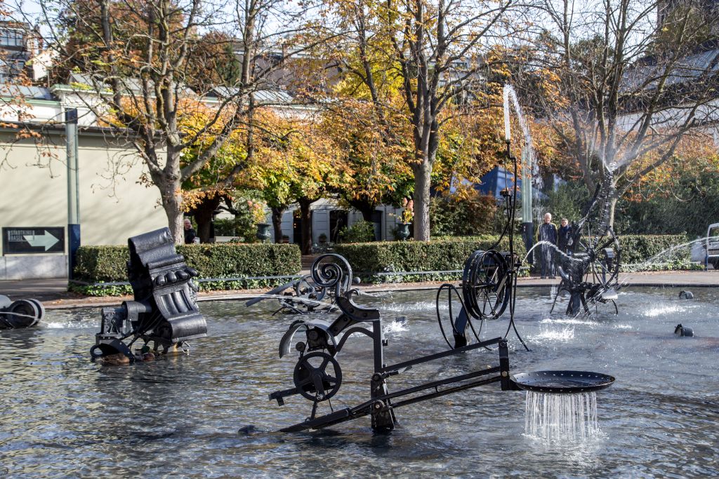 Tinguely Fountain