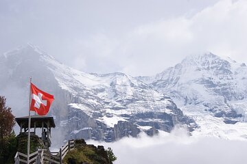Lucerne small group walking tour and Lake Cruise from Basel 5 Stein am Rhein and Rhine Waterfalls Day Trip from Zürich