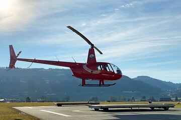 Matterhorn helicopter tour - longest scenic flight from Bern over the Swiss Alps 4 Private helicopter tour to Jura and Seeland - a beautiful sightseeing flight