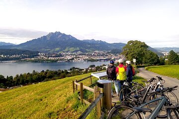 Sunset Sightseeing Tour from Mountain with Lake View 2 Hours 5 Private direct transfer: Zurich to Basel, English-Speaking driver