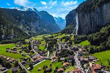 Daytrip to Swiss Villages: Interlaken Grindelwald & Lauterbrunnen 1 Daytrip to Swiss Villages: Interlaken Grindelwald & Lauterbrunnen