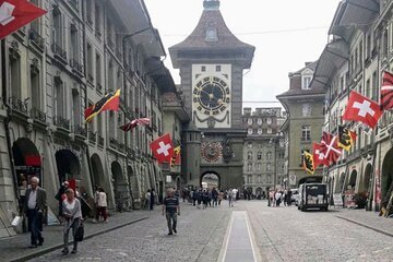 GoTo Bern Old Town Sightseeing One Way Private